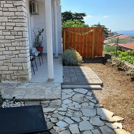 Zahtila - Pina Apartman Rabac