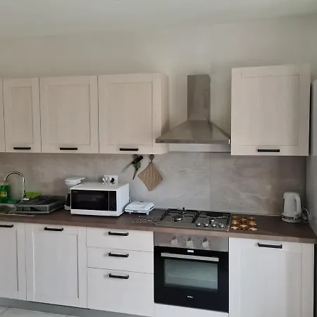 Apartment Zahtila - Pina