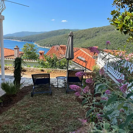 Zahtila - Pina Apartment Rabac