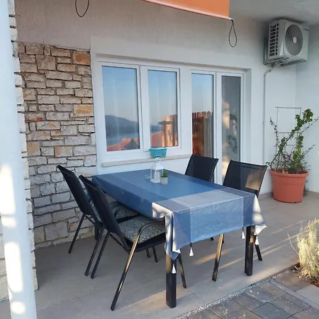 Zahtila - Pina Apartment